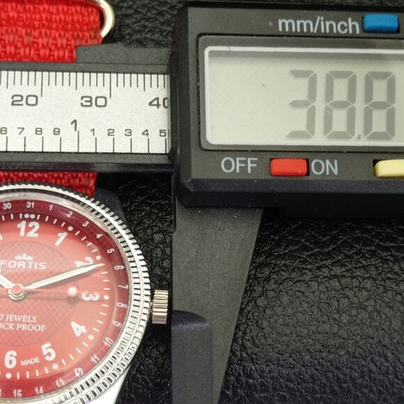 Vintage 1982 Fortis Manual Mens Silver Watch W/Nato Strap & Red accents - Picture 7 of 9